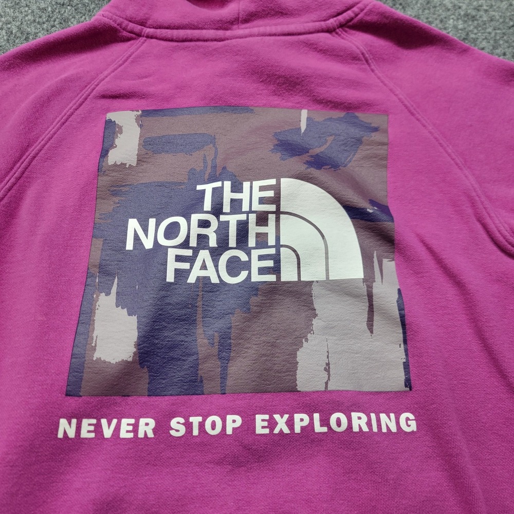 The North Face Womens Magenta Pink Camo Box Logo Hoodie NF0A7UON XS